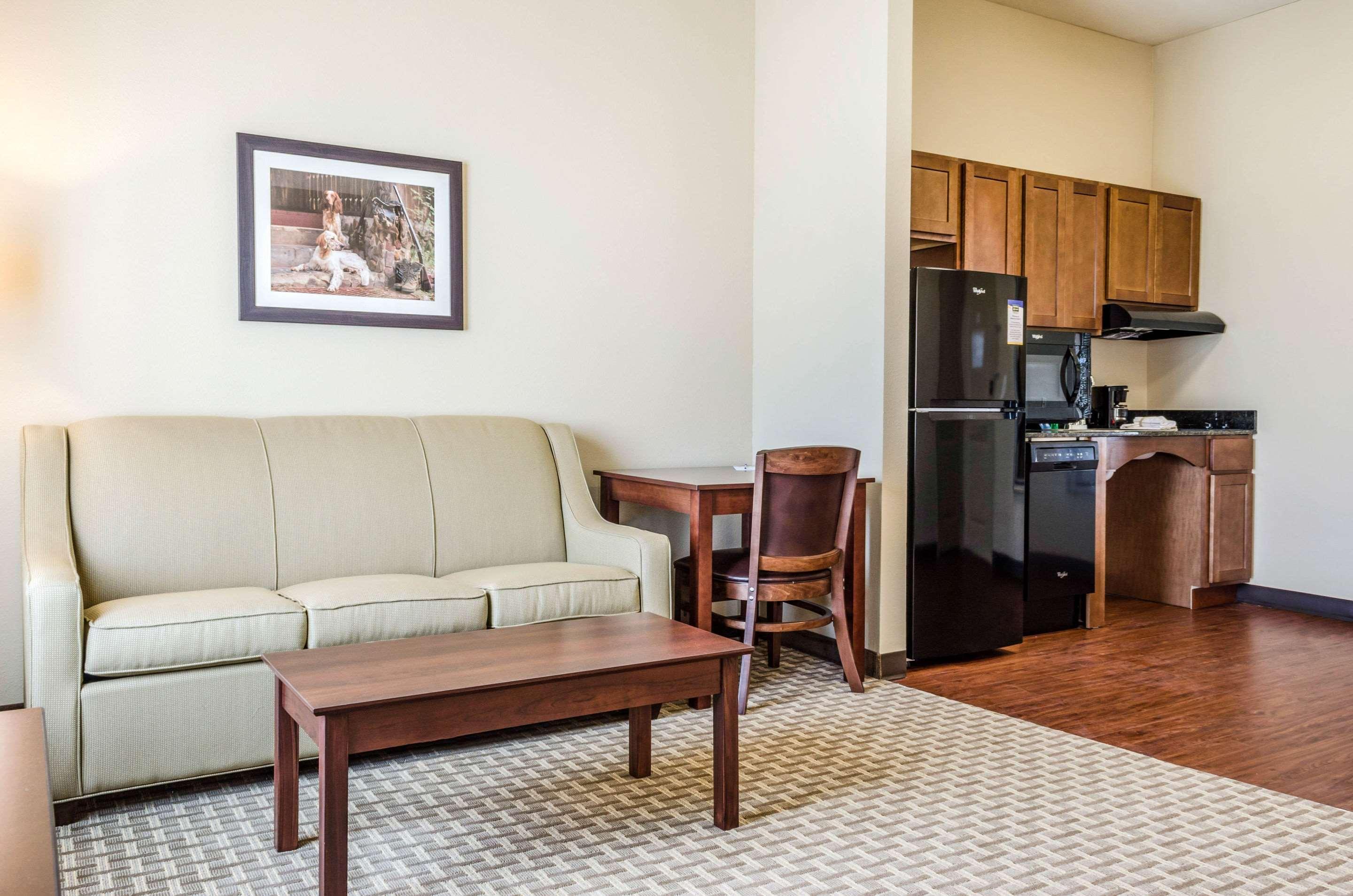 Mainstay Suites Hackberry Sportsman'S Lodge Eksteriør billede
